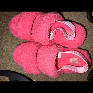 Pink uggs